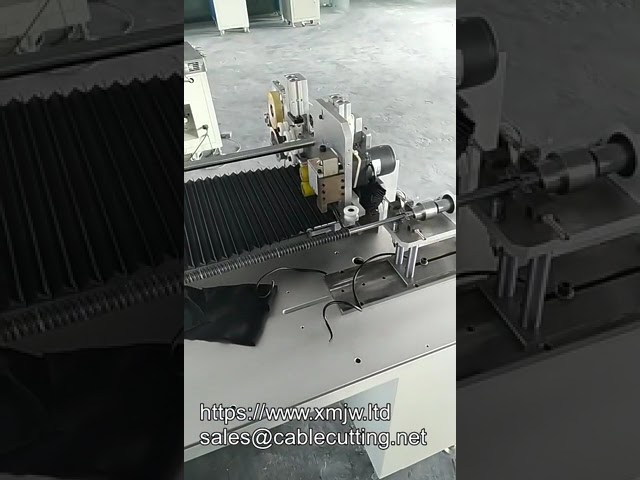 Automata rugódrót tekercselő gép elektromos kábeltekercsek gyártásához